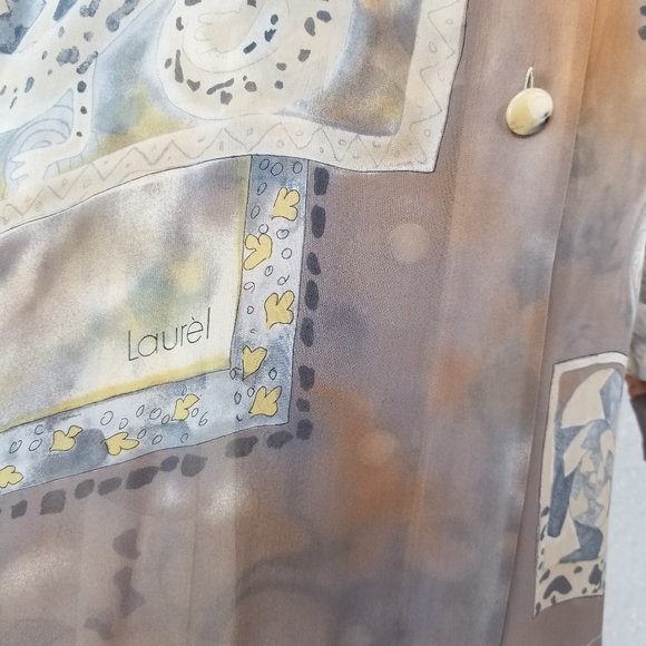 SOLD🌈1990s Laurèl oversized silk blouse & skirt - Picture 10 of 16